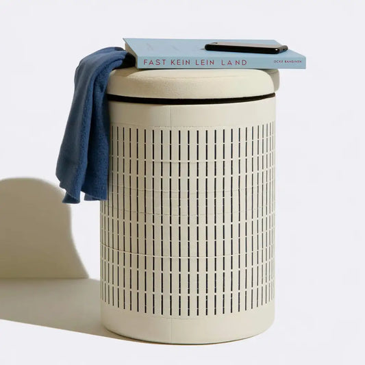 Pouf contenitore dalla forma compatta, beige, per la casa