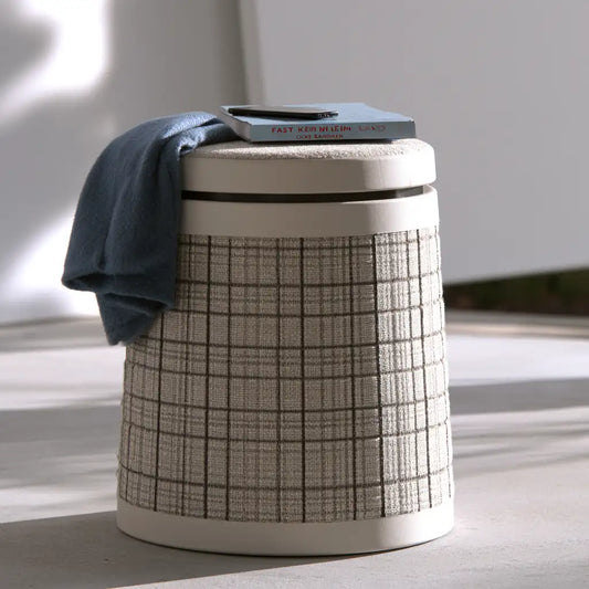 Pouf contenitore dalle linee moderne, beige, per la casa